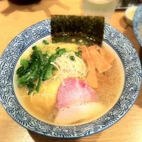 Snapdishの料理写真:麺屋 一燈  ［ 芳酵香味そば  ¥750 ］|らーめんさん