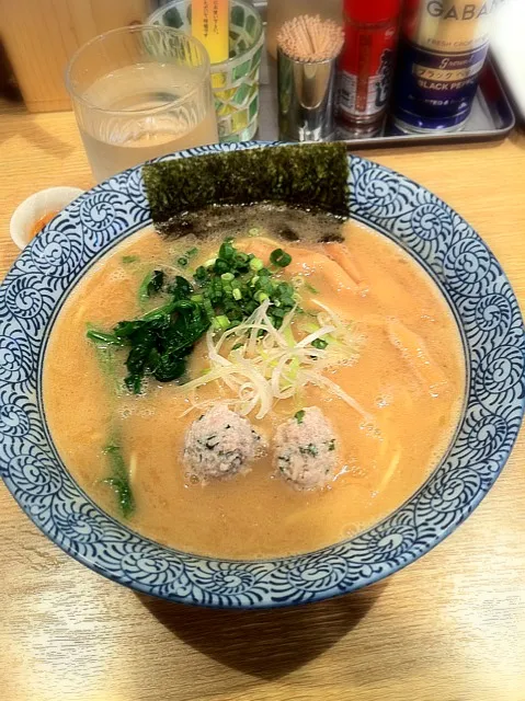 Snapdishの料理写真:麺屋 一燈 ［ 濃厚魚介らーめん  ¥750 ］|らーめんさん