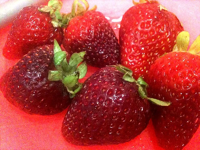 strawberries|Monina Baronganさん