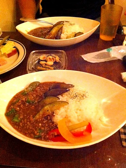 トリスカフェ！ナスとひき肉とオクラのカレー！！|pstlyurさん