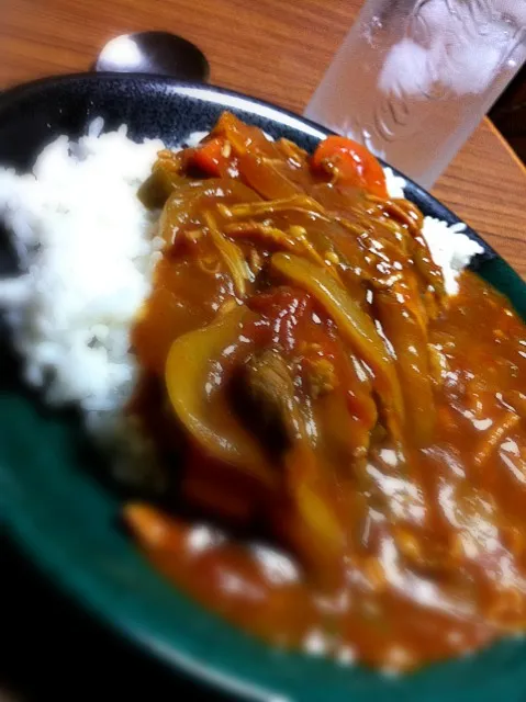 わが家のトマトホール丸ごとカレー|けいたんさん