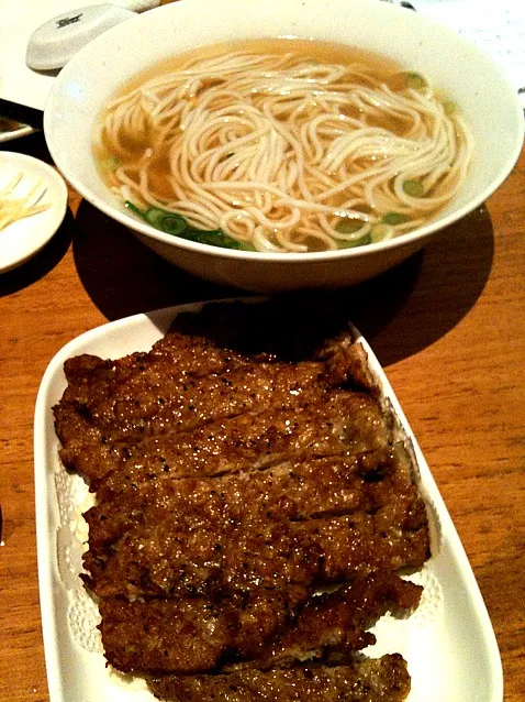 Pork Chop Noodle|man menさん