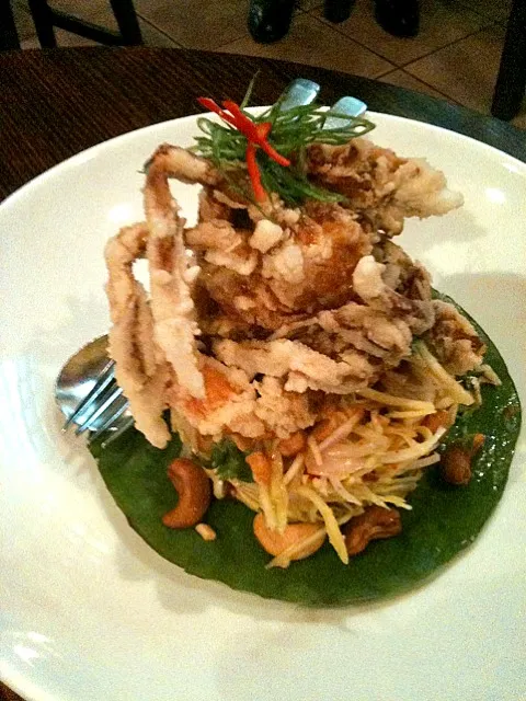 Softshell crab salad|man menさん