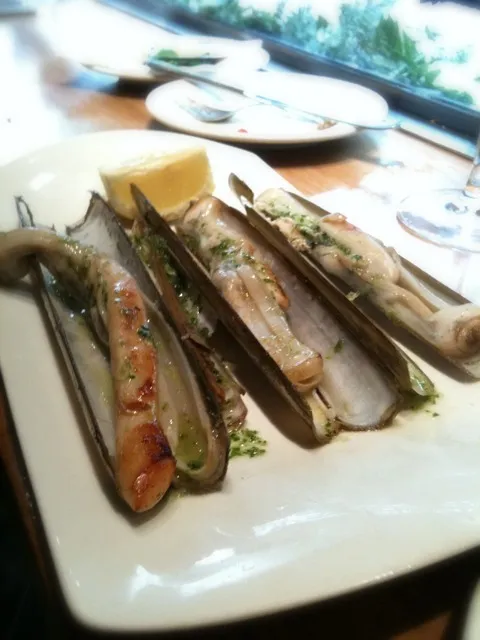 Snapdishの料理写真:Razor clams tapa @ Barcelona Spain|Tinaさん