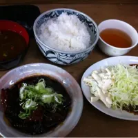 Snapdishの料理写真:串カツ定食とドテ|Ray Sawaguchiさん