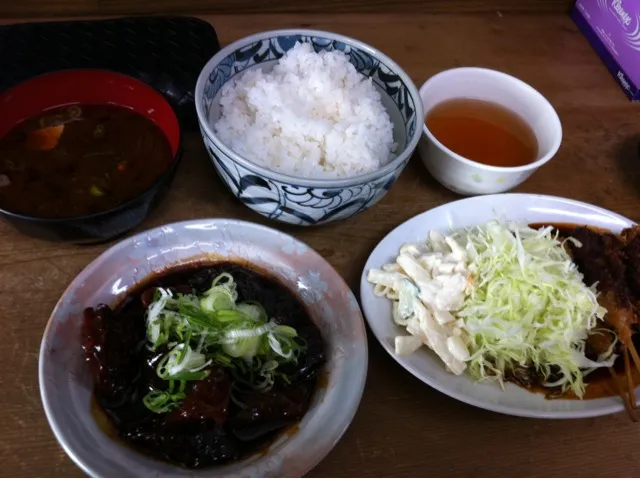 串カツ定食とドテ|Ray Sawaguchiさん