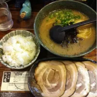 Snapdishの料理写真:博多ラーメン|きしょう。さん