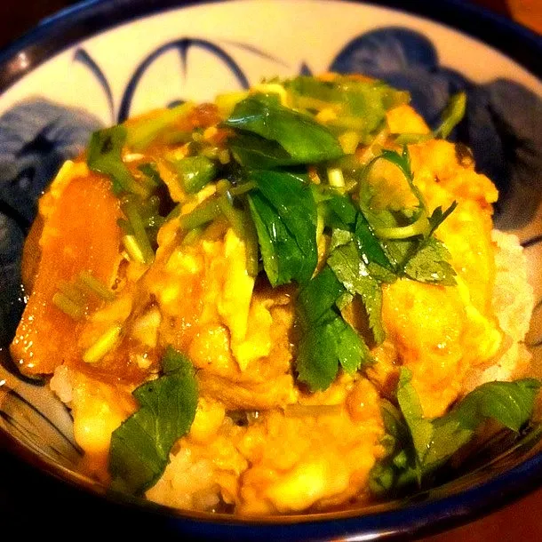 親子丼。卵とろとろにできました|もづくさん