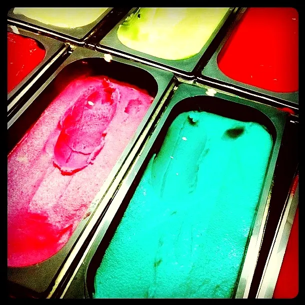 colorful ice cream|moonさん