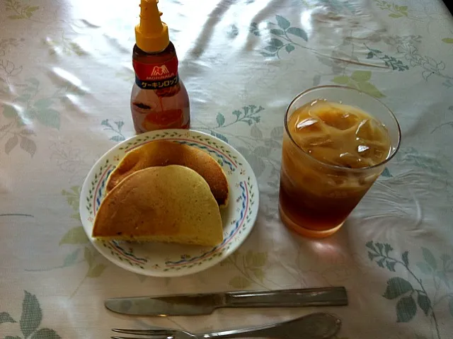 ホットケーキ 紅茶|谷井冴香さん