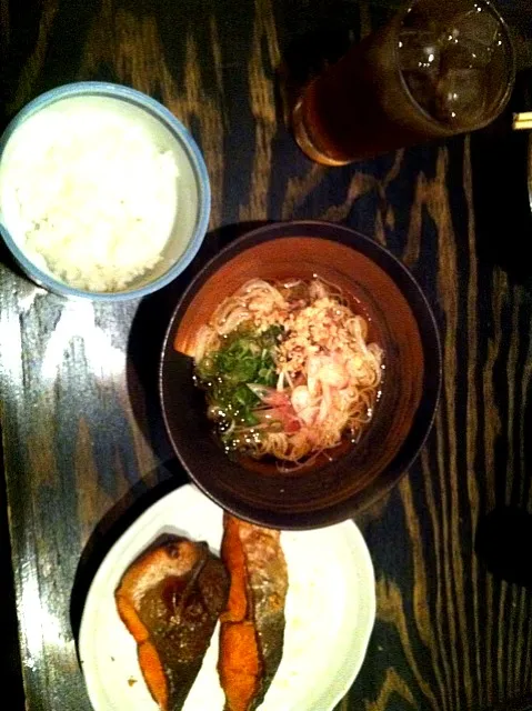 ほぐしと梅とみょうがのそうめん   鮭|遊屋亮介さん