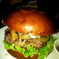 Snapdishの料理写真:Shitake Mushroom Burger-FarBar, Little Tokyo, Los Angeles|Helen Wongさん