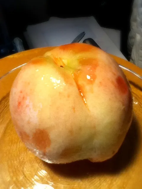 白桃が旬 White peaches are in season|Funky Chefさん