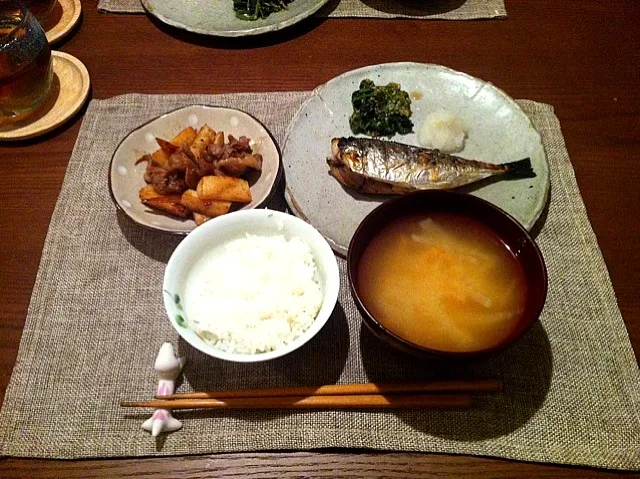 鰺の塩焼き、ほうれん草胡麻和え、山芋と豚肉豆板醤いため|aichiさん