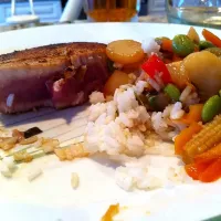 Wild Ahi Tuna & Thai Vegetables|allana daleさん