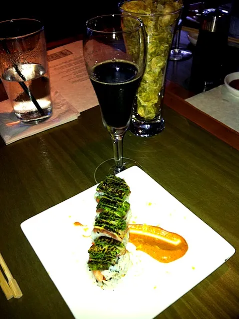 Torched avocado chefs roll paired with Smoke Signal!!!|Brandon Nappyさん