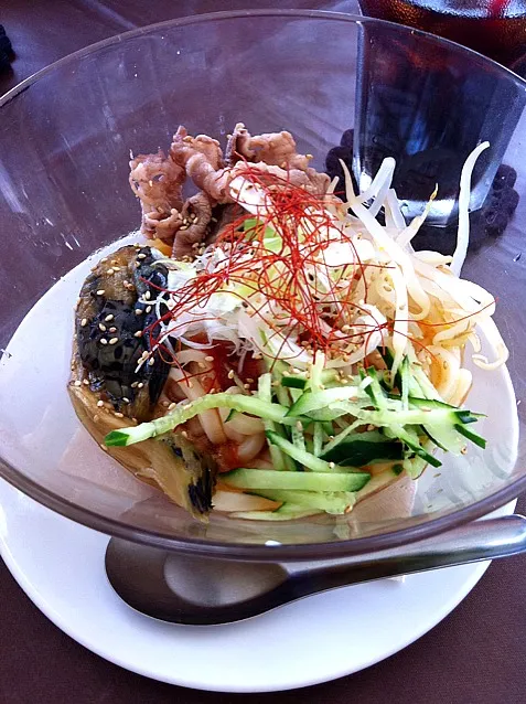 Snapdishの料理写真:焼きなすの冷やしうどん|tomoさん