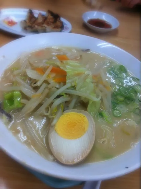 味噌野菜ラーメン|お山さんさん