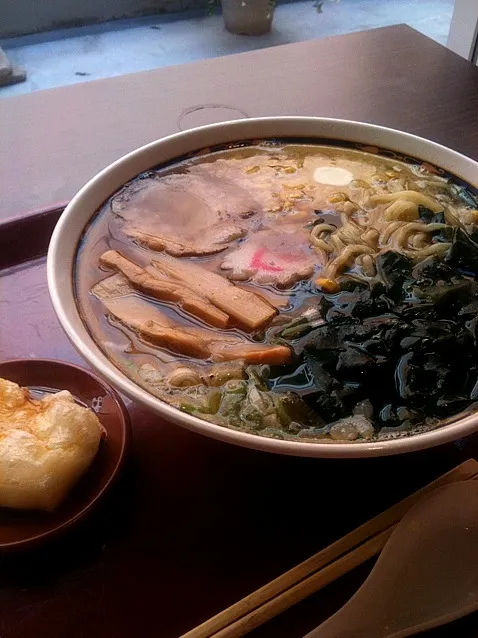 美しの湯 醤油バターコーンラーメン|＊まつり＊さん