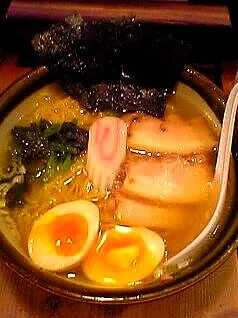 Snapdishの料理写真:塩ラーメンはココと決めてますハイ(^-^)/|濱野隆さん