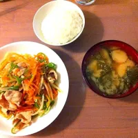 Snapdishの料理写真:豚しゃぶ|Rieko Urakawaさん