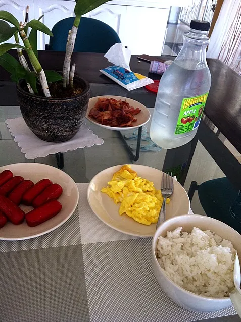 breakfast at home|Mikko Antilaさん