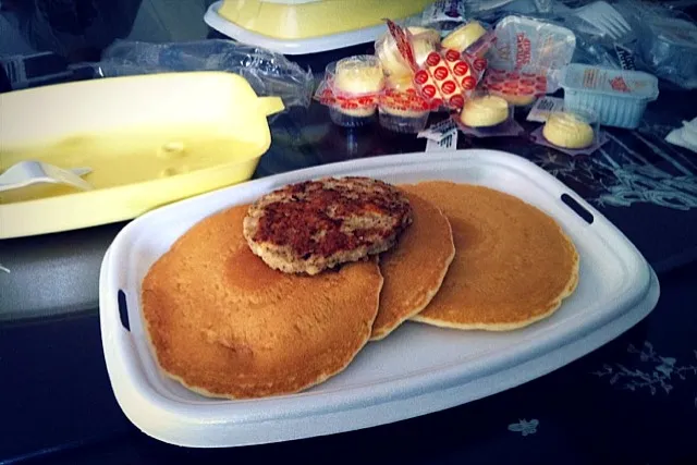 Hotcake with Sausage|Janiceさん