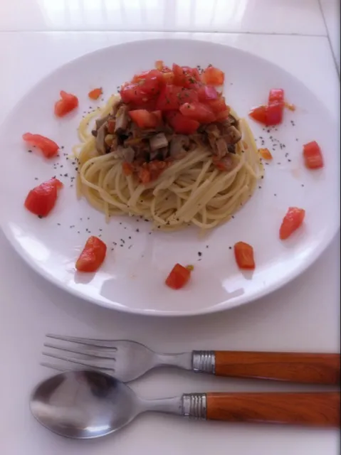 トマトとツナの冷静パスタ|わぃこさん