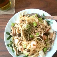 Snapdishの料理写真:具沢山塩味パスタ|eicomさん