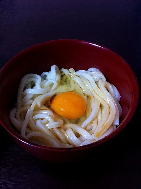 Snapdishの料理写真:釜玉うどん！美味いよねー！|tom9279さん