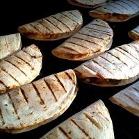 Chicken Quesadillas|Traci Downingさん