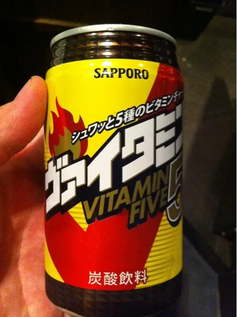 シュワッと5種のビタミンチャージ ヴァイタミン5-VITAMIN FIVE-|なないさん