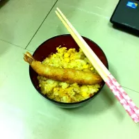 Snapdishの料理写真:fried rice + tempura :9|siti nur ainiさん