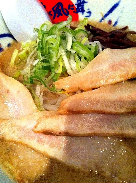 豚トロラーメンごちになります(^-^)/|ままぞうさん