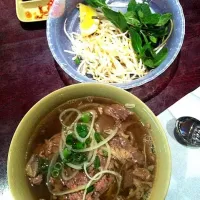 braised medium rare beef in egg noodle soup|Daryll Jannさん