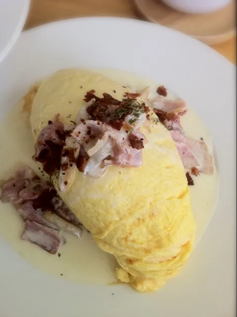 lava omelette with rice|Pim Patanasuthikulさん