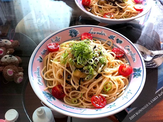 茄子としらすの冷製パスタ|あやのちさん