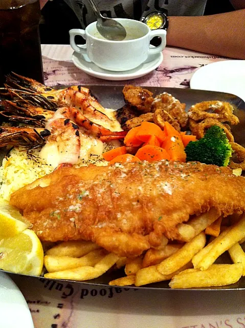 seafood platter|jocelyn Tanさん