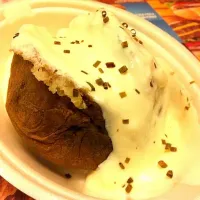 sour cream & chives baked potato|jocelyn Tanさん