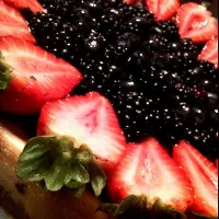 Snapdishの料理写真:Citrus Berry Cheesecake with Blueberry Glaze and Fresh Berry Topping|Monina Baronganさん