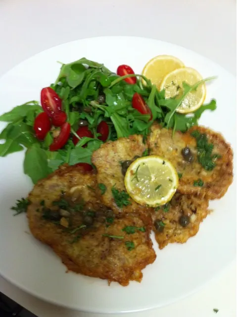 Snapdishの料理写真:Veal Scallopini with Arugula Tomato salad|Christine pavelkaさん