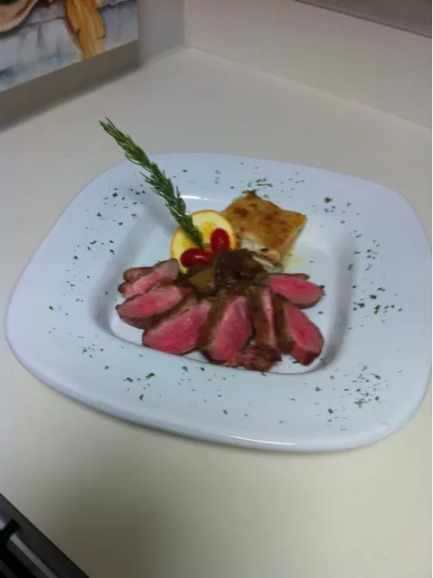 Snapdishの料理写真:Seared Duck Beast with a Pear and Shallot Comnfit|Christine pavelkaさん