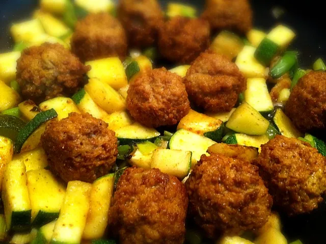 tofu veggie balls with zucchini and green onions|Gabiさん