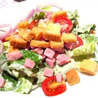 Snapdishの料理写真:Caesar Ham Salad|Praeさん