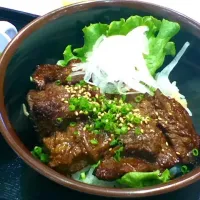 つぼ漬けハラミ丼なう|かりんさん