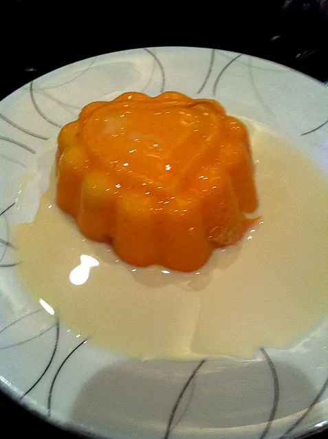 Snapdishの料理写真:mango pudding|pearie baileysさん