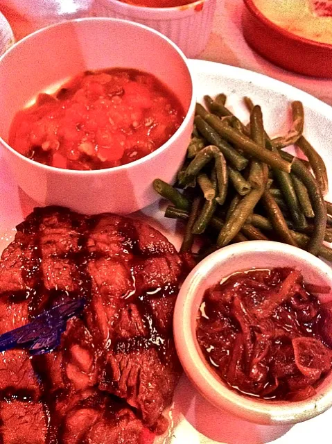 Striploin (med) with ratatouille gratin and long beans|matさん