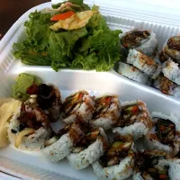 salmon skin roll and Eel roll with salad|Monina Baronganさん