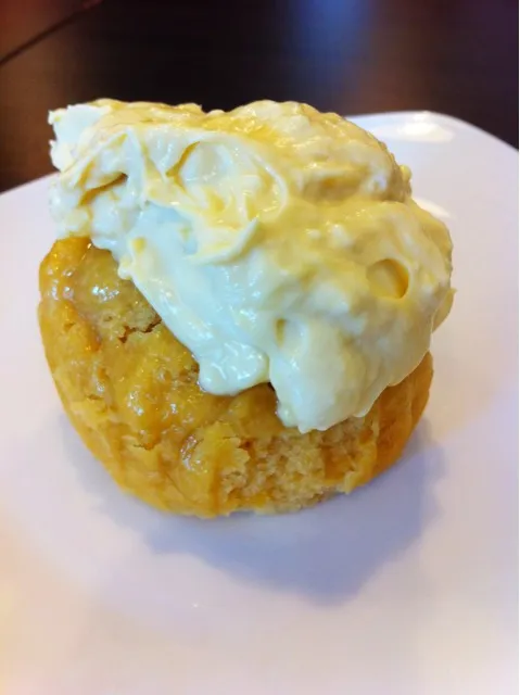 Eggless & Butterless Steamed Durian Cupcake with Durian Cream|Karen Seeさん