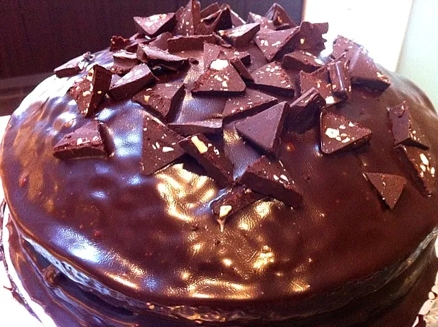 Toblerone chocolate fudge cake|Ru-Shin Lookさん